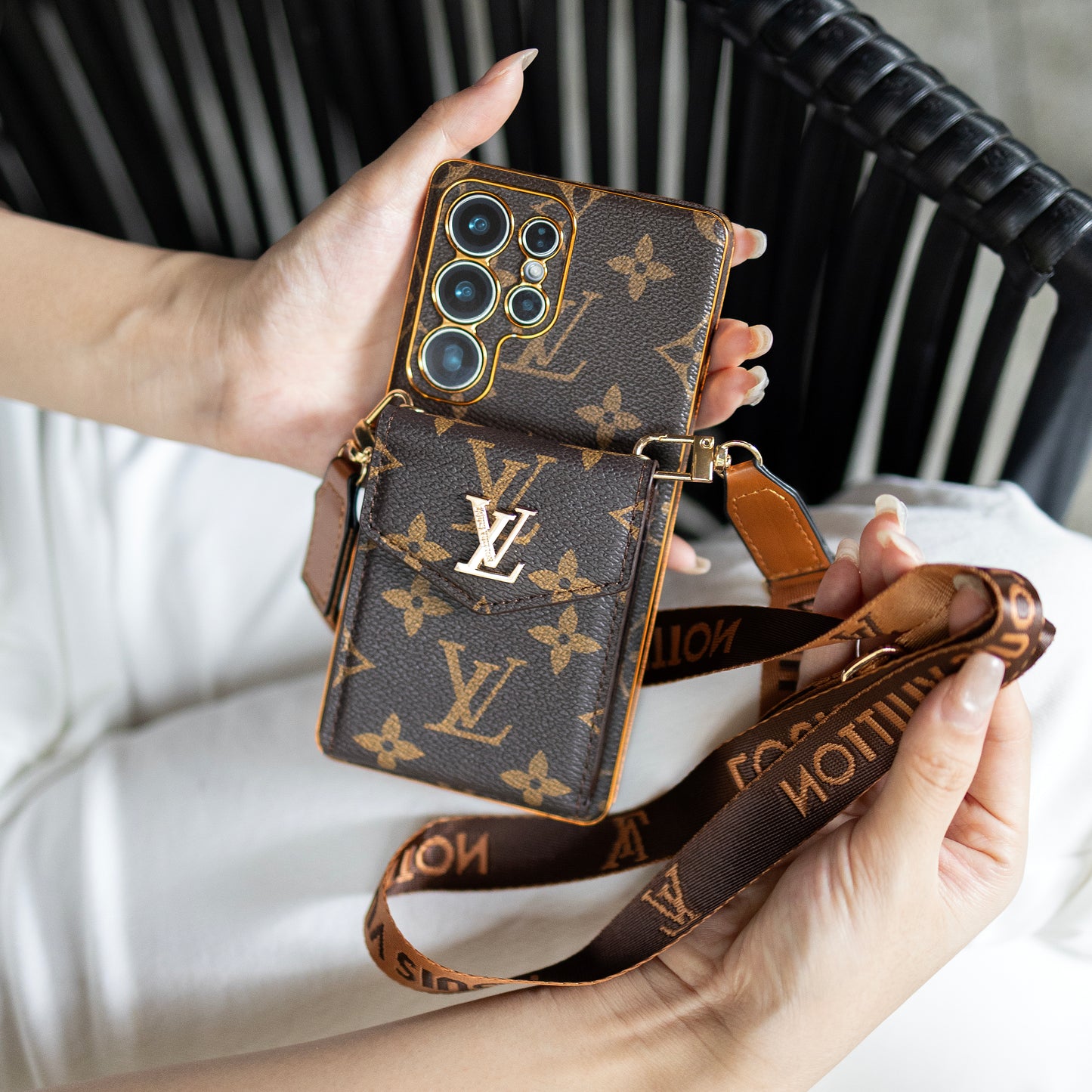 Lou Classic Leather Samsung Case With Card Wallet And Strap