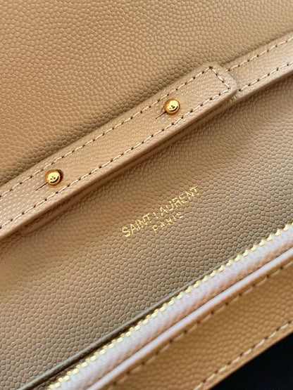 YL- Envelope Chain Wallet In Lambskin