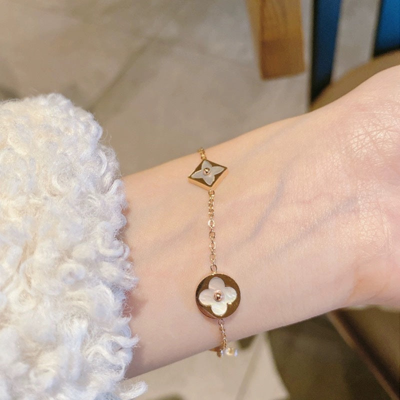 Luxury Crystal Bracelet – Timeless Beauty on Your Wrist accessories