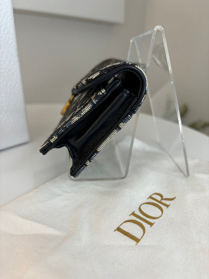 Classic Saddle Bloom Card Wallet