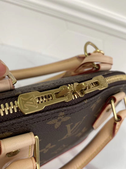 Classic and Stylish Alma Bag