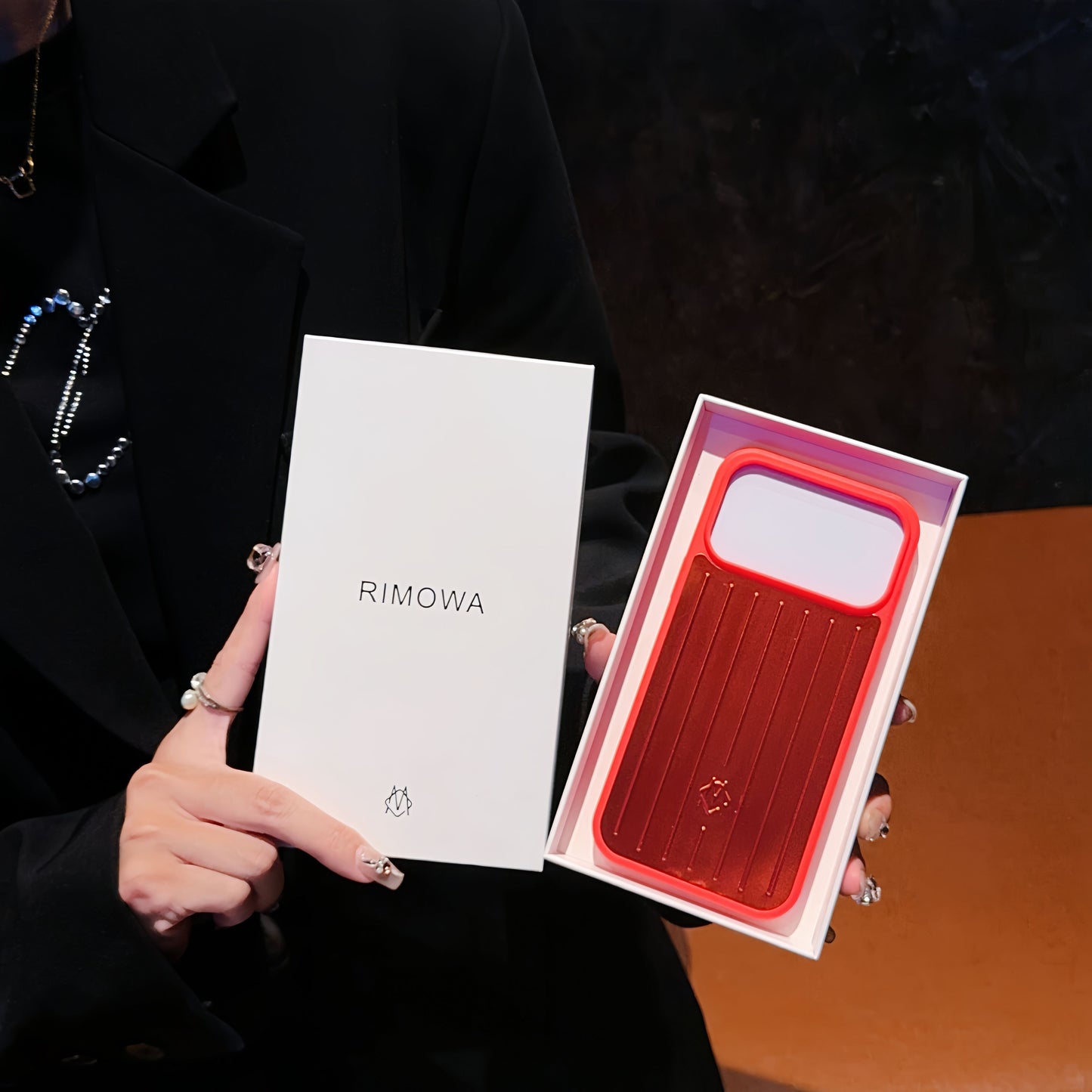 Ribbed Metallic Armor iPhone Case – Stylish Protection Inspired by Travel