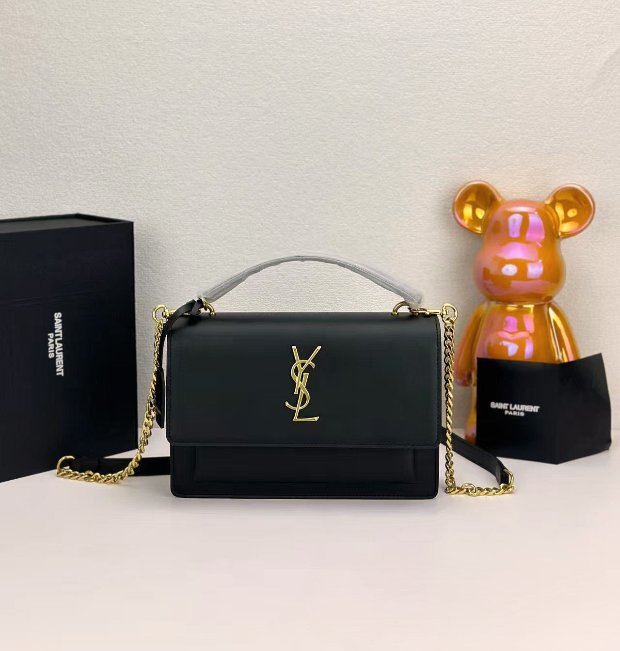 Elegant Gold-Chain Structured Leather Shoulder Bag