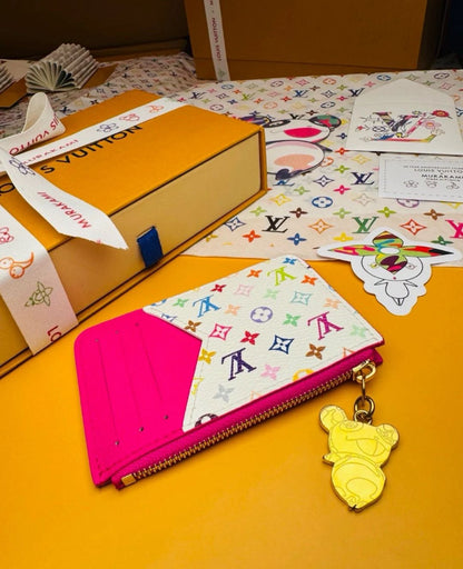 L--Inspired Card Holder Wallet: Chic & Functional!